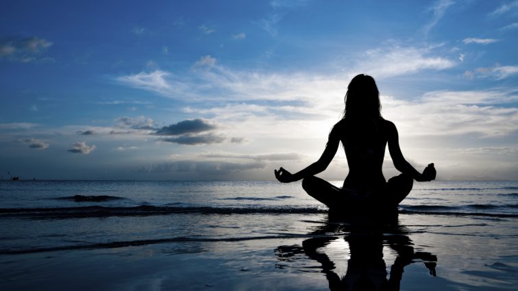 Dlaczego medytacja korzystnie wpływa na psychikę?