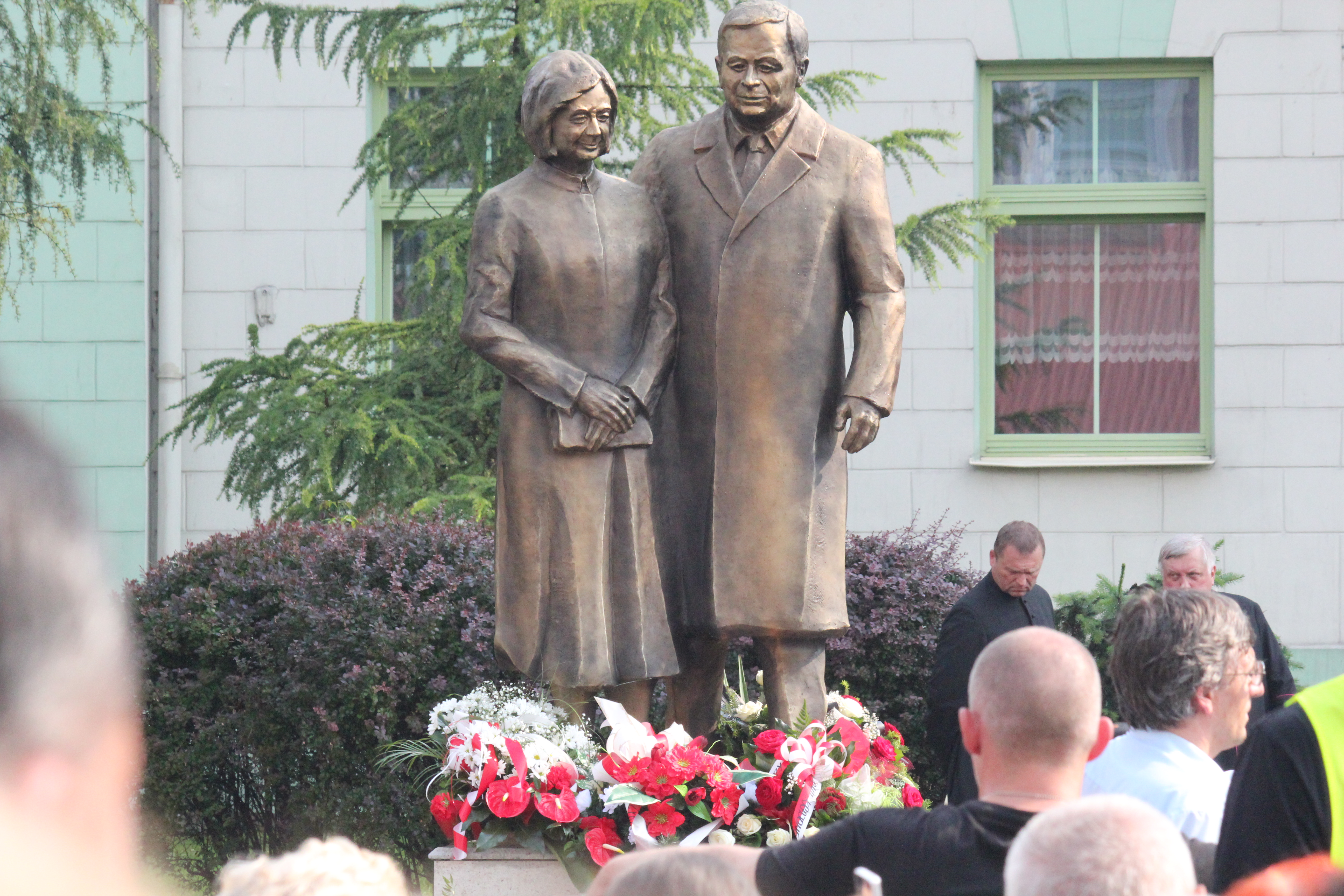 Odsłonięcie pomnika Lecha i Marii Kaczyńskich w Radomiu