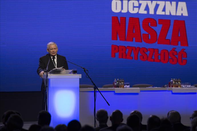 Kaczyński obiecuje likwidację przymusu ubezpieczeń społecznych
