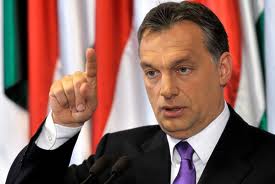 Orban uderza konstytucją w niemieckie propagandowe media