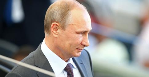 Putin staje się twarzą globalnego ruchu oporu