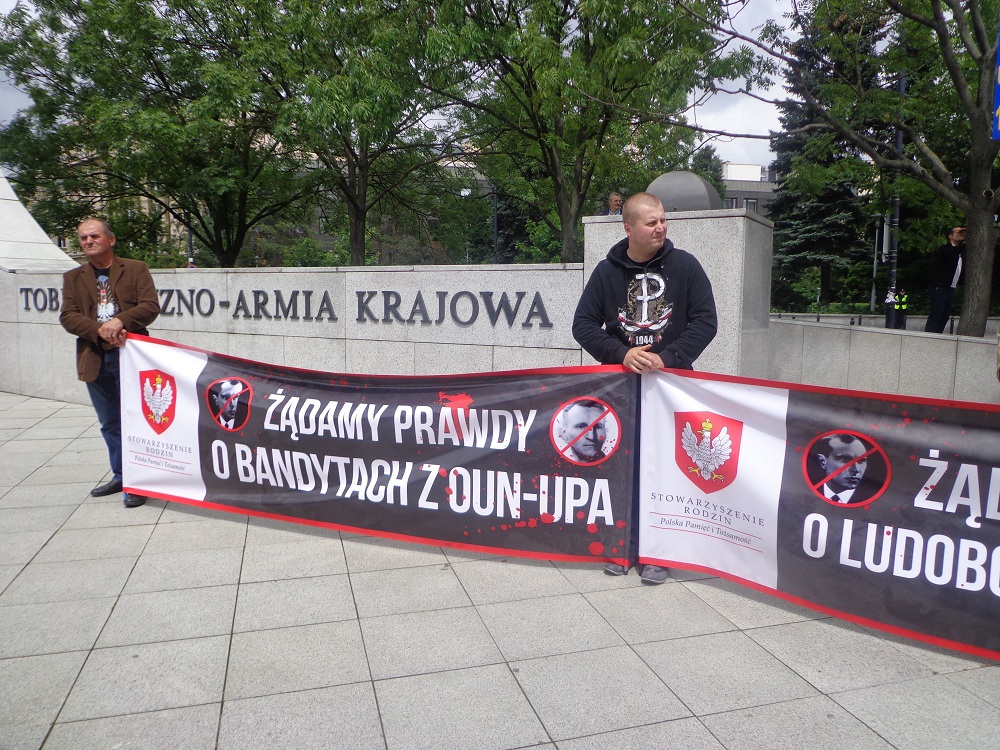 Manifestacja Kresowian w Warszawie