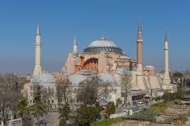 Stambuł: Hagia Sophia przekształcona w meczet? Uczyniono ku temu kolejny krok