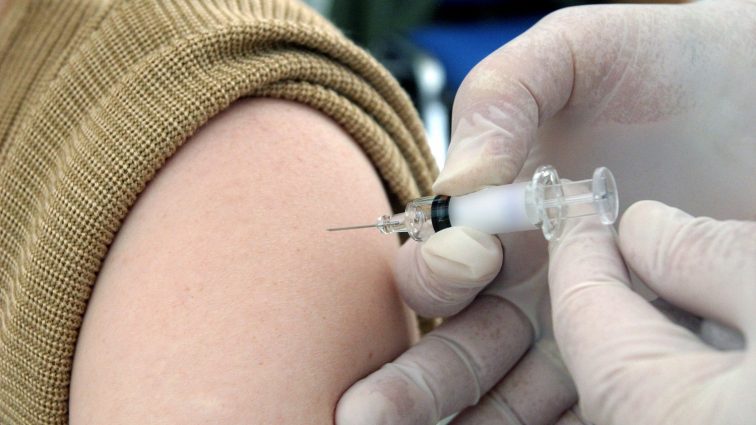 Dezinformacje prasowe o szczepieniach